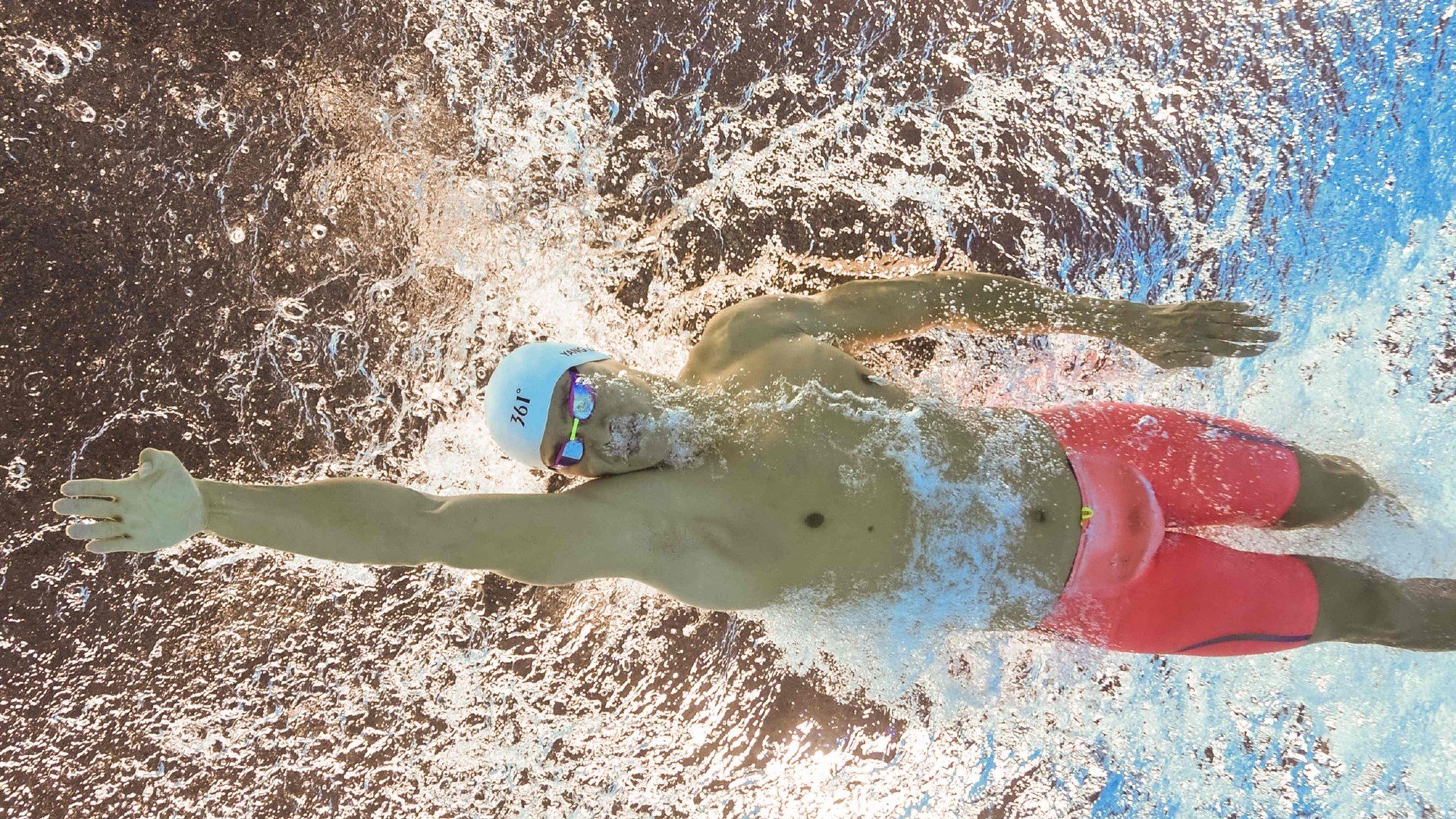 国际足球的商业发展策略在年会上被重点讨论,足球去商业化