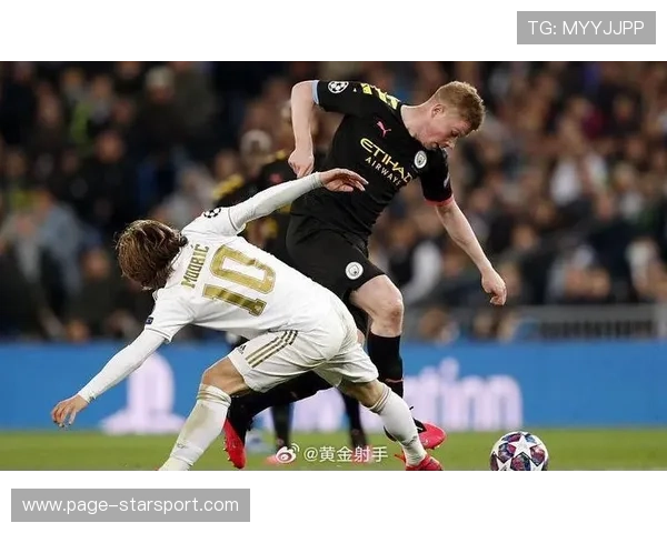 皇马评估德布劳内式重心控制：顶级中场的制胜之钥Description_探索皇马对于德布劳内般重心控制技巧的深度分析，从战术布局、身体技巧到心智素养，揭示顶级中场大师如何引领球队迈向巅峰。Keywords_皇马,德布劳内,重心控制,中场核心,战术分析,球技提升,竞技心理