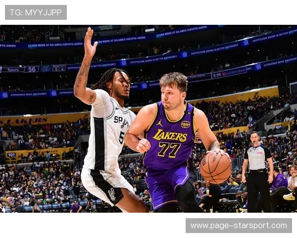 马刺东契奇关键绝杀成为赛季焦点激动人心的篮球瞬间引爆全场