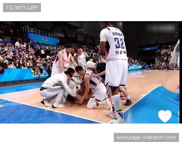 最后一秒的奇迹!运动员惊险逆转,现场气氛瞬间爆炸! 最后一秒的奇迹!运动员惊险逆转,现场气氛瞬间爆炸!